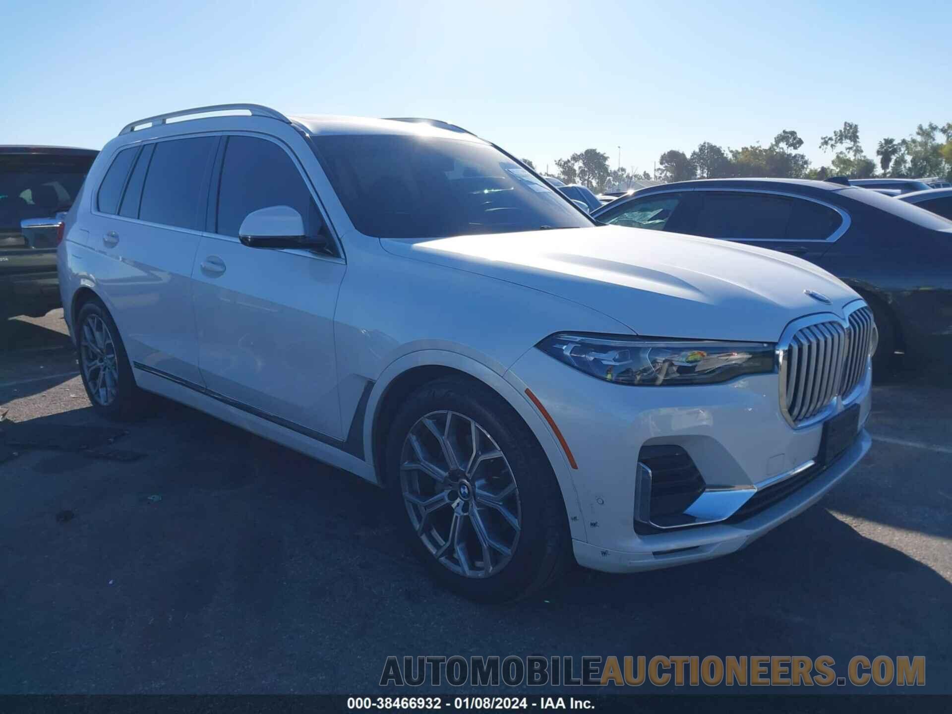 5UXCW2C51KL084280 BMW X7 2019