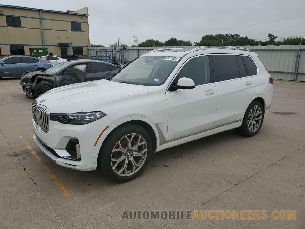 5UXCW2C51KLB43878 BMW X7 2019