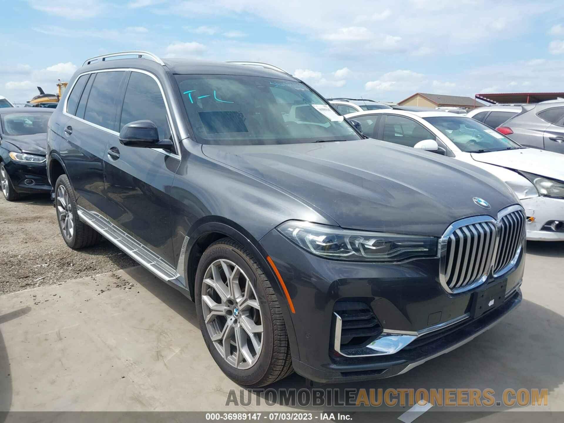 5UXCW2C52KL083235 BMW X7 2019