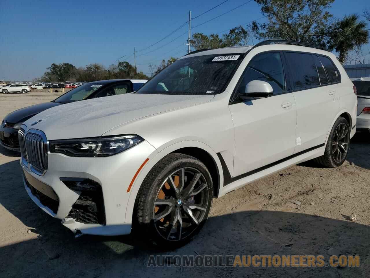 5UXCW2C53KL081235 BMW X7 2019