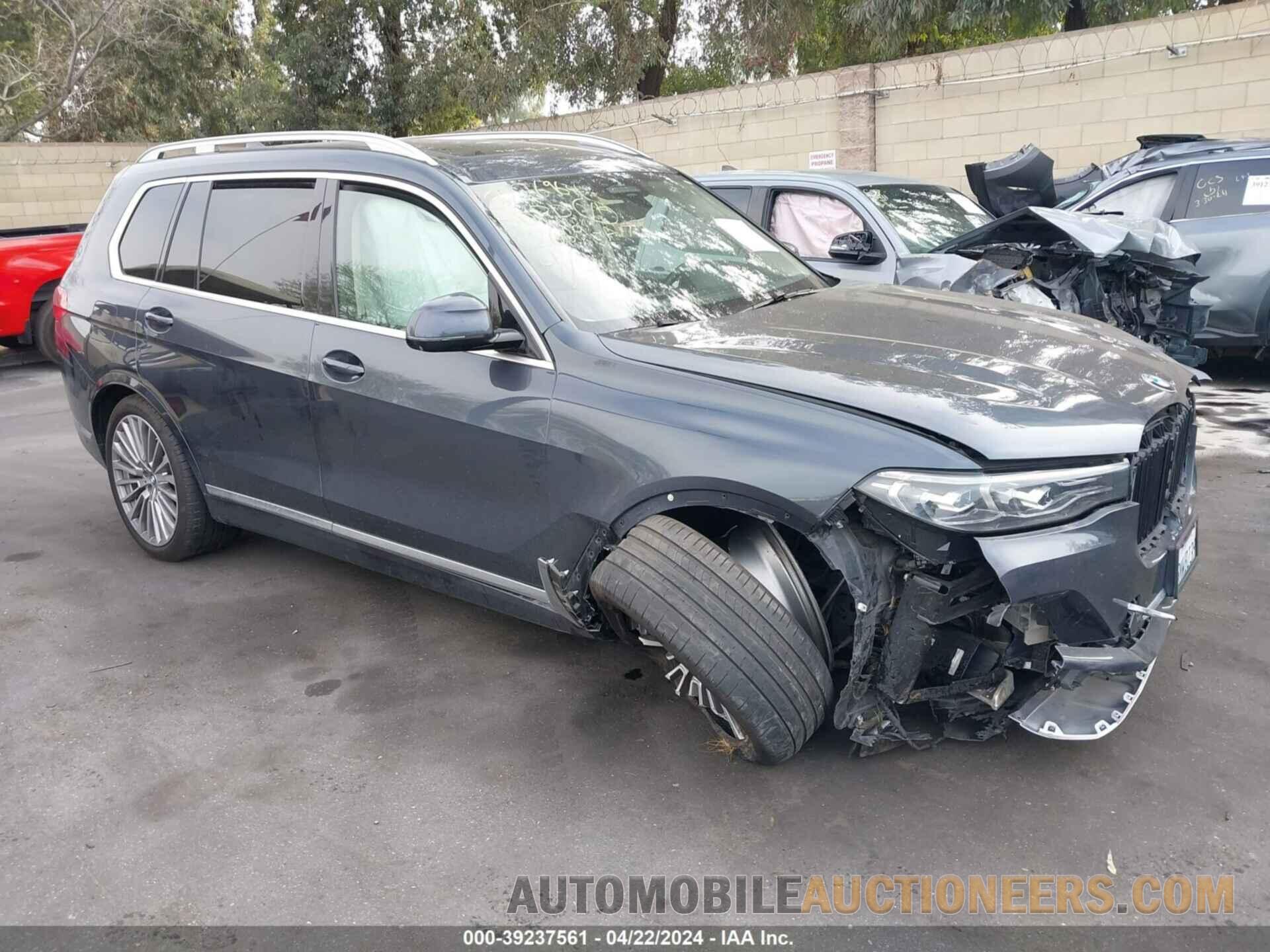 5UXCW2C54KLB43695 BMW X7 2019