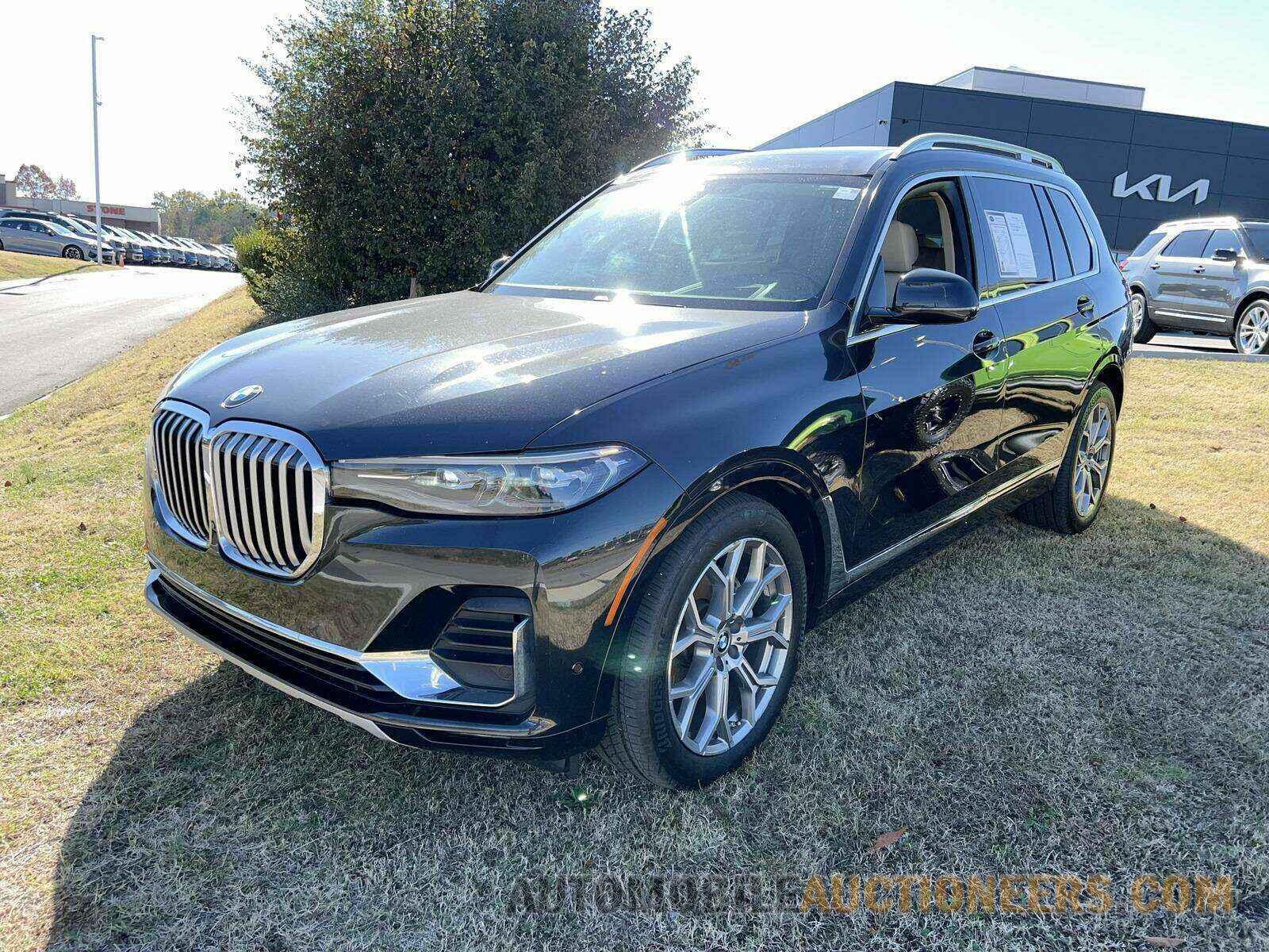 5UXCW2C57KL087765 BMW X7 2019