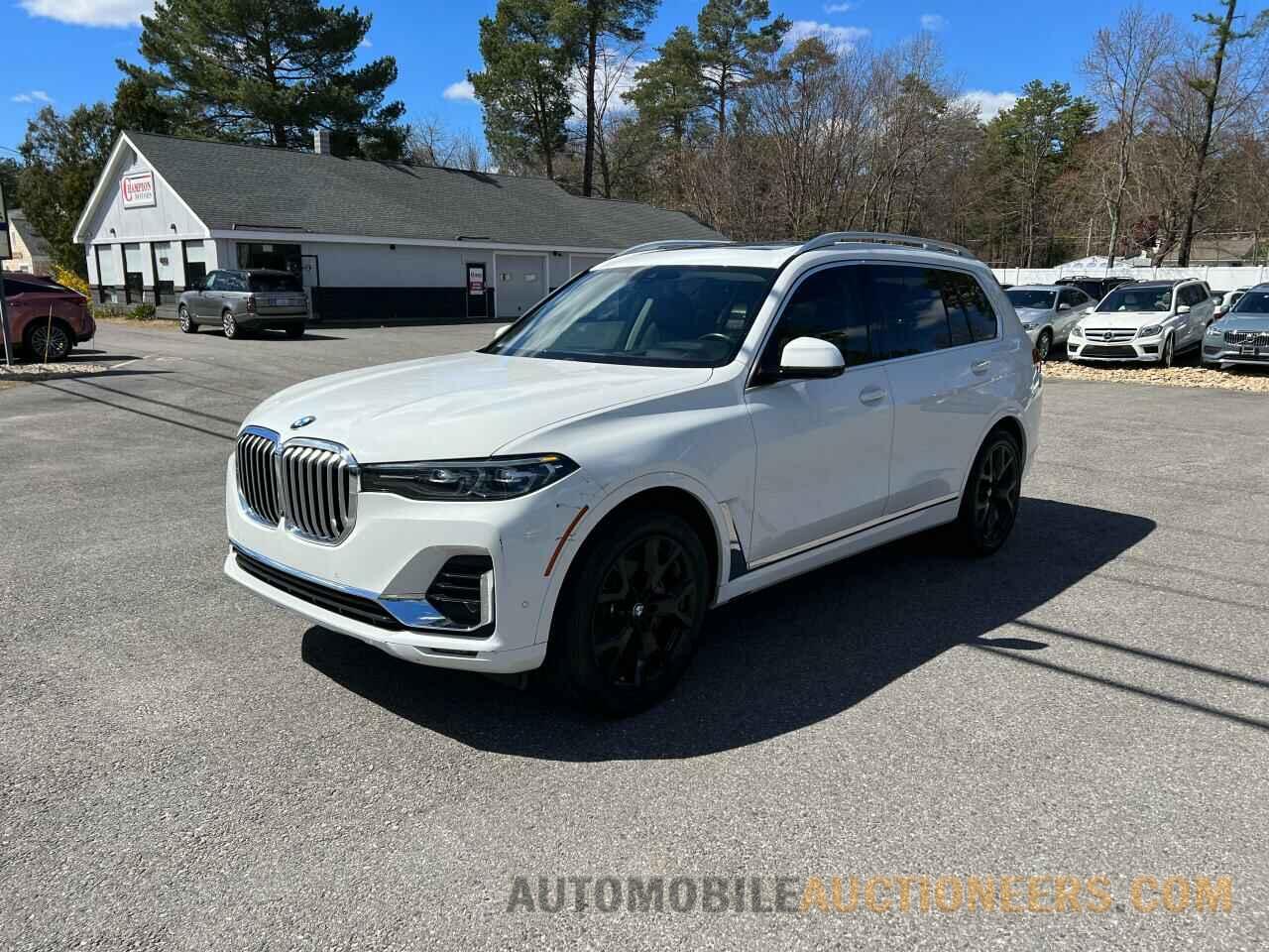 5UXCW2C58KL083238 BMW X7 2019