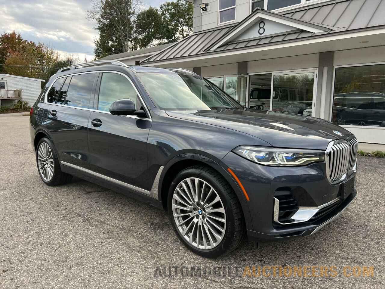 5UXCX4C50KLB39877 BMW X7 2019