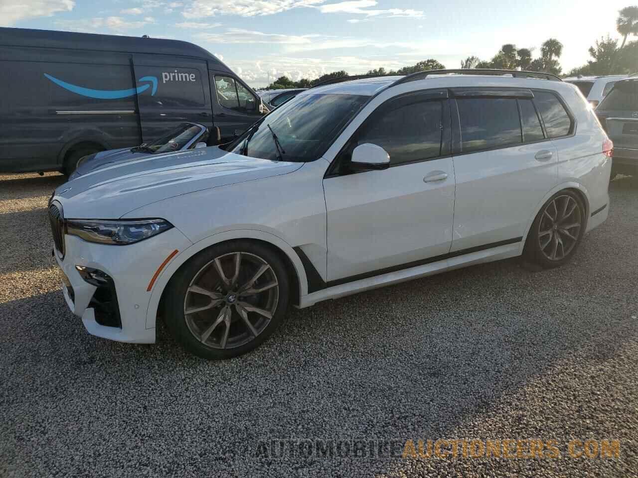 5UXCX6C01LLE35427 BMW X7 2020