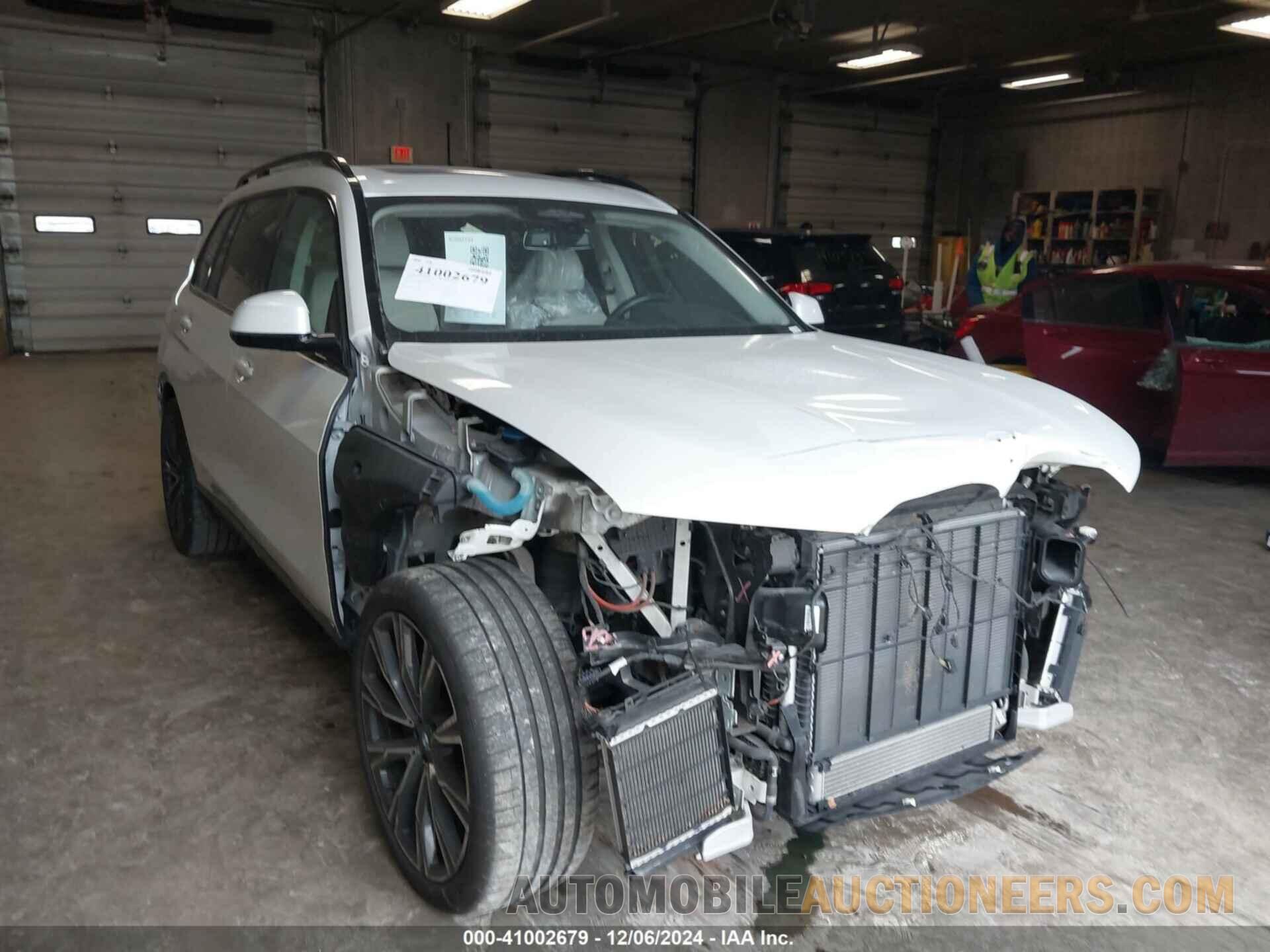 5UXCX6C04L9C18399 BMW X7 2020