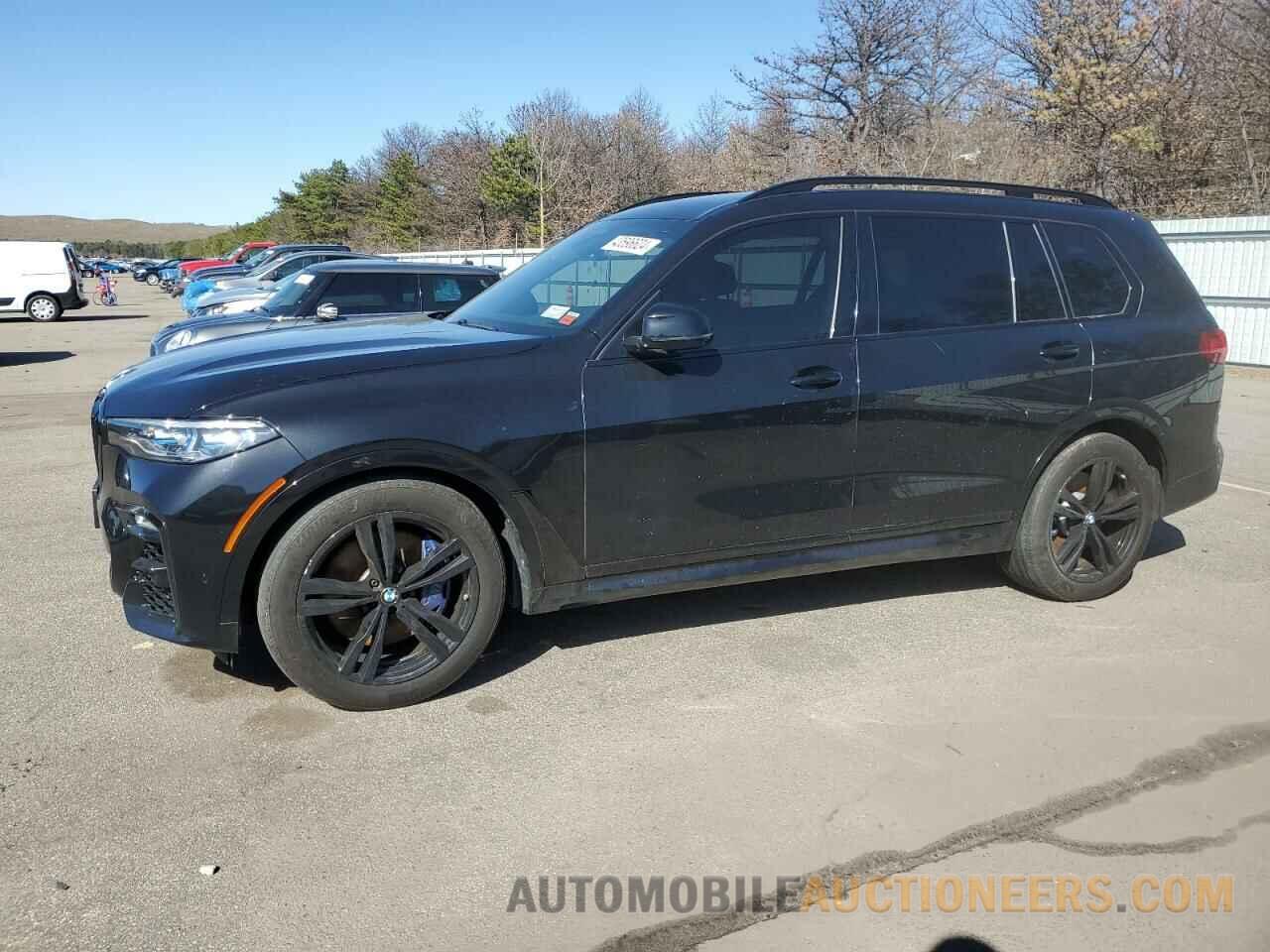 5UXCX6C04LLE35700 BMW X7 2020