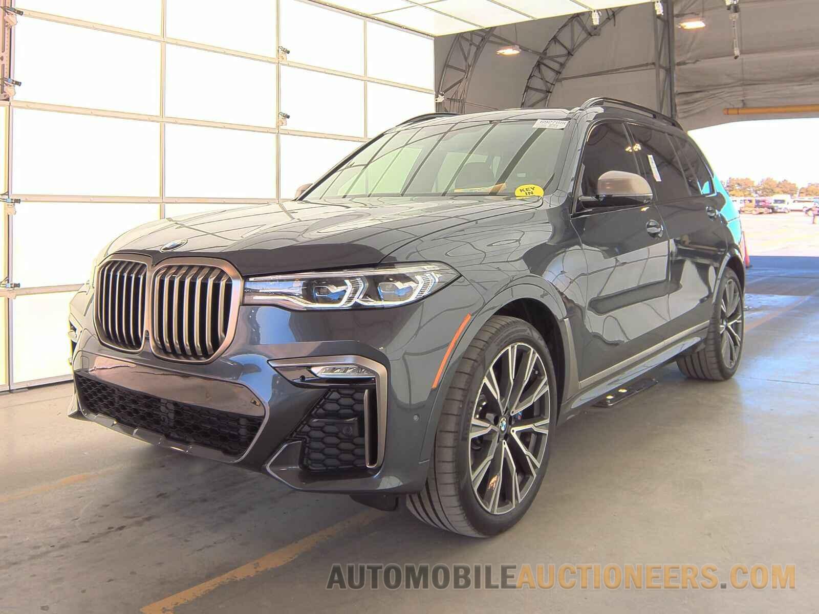 5UXCX6C05LLE35995 BMW X7 2020