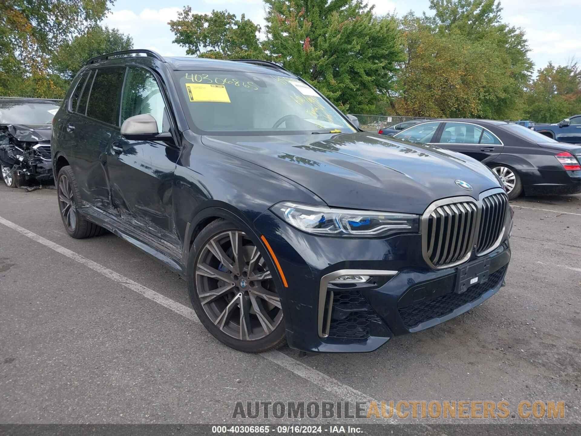 5UXCX6C06LLE35956 BMW X7 2020