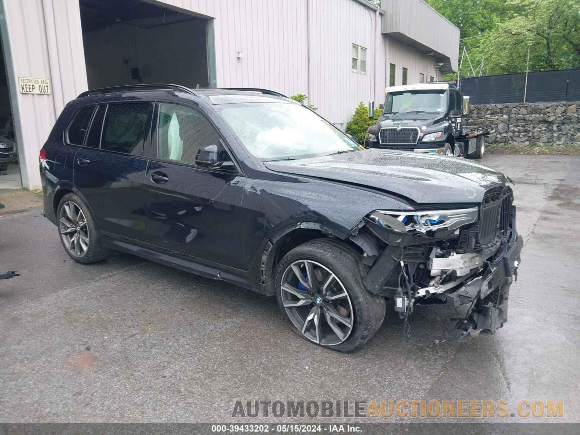 5UXCX6C06M9G13900 BMW X7 2021