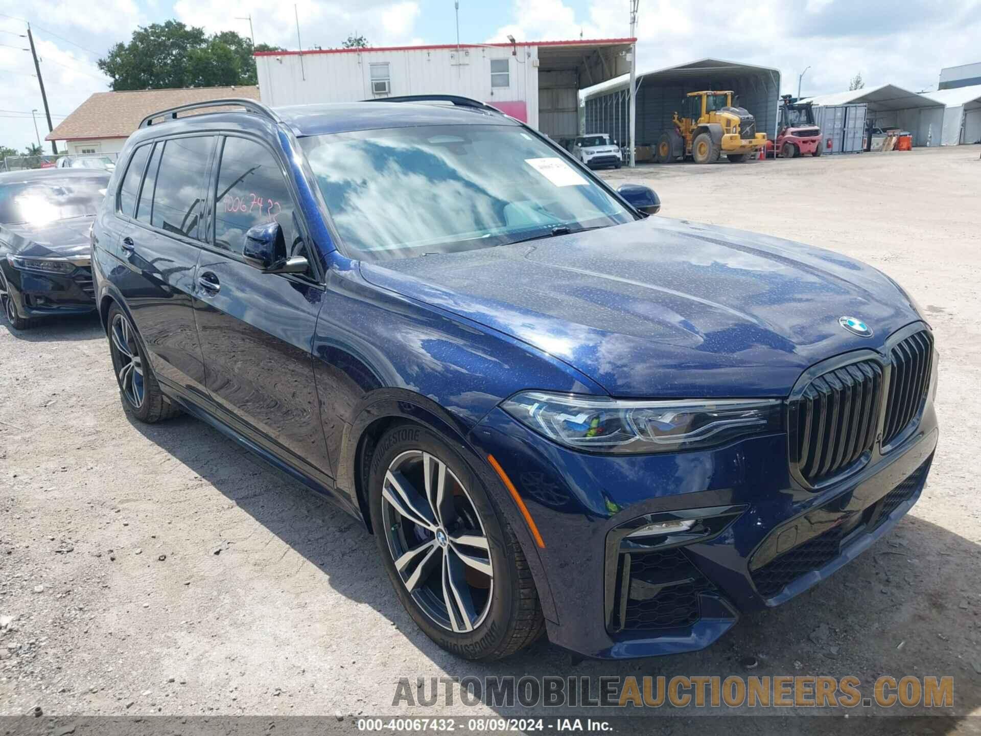 5UXCX6C07L9B26431 BMW X7 2020