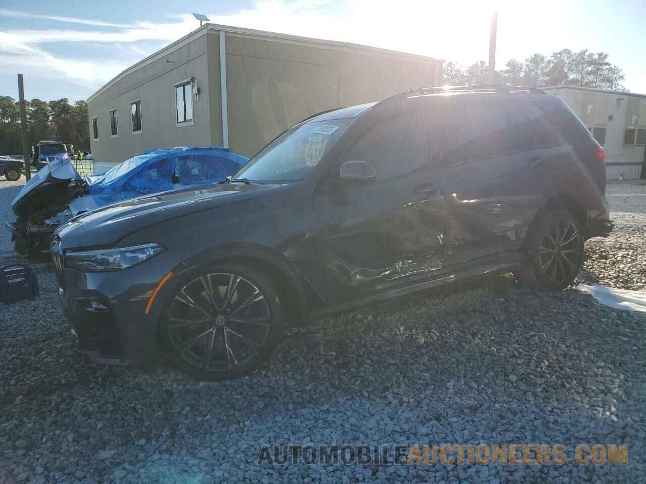 5UXCX6C08N9M89935 BMW X7 2022