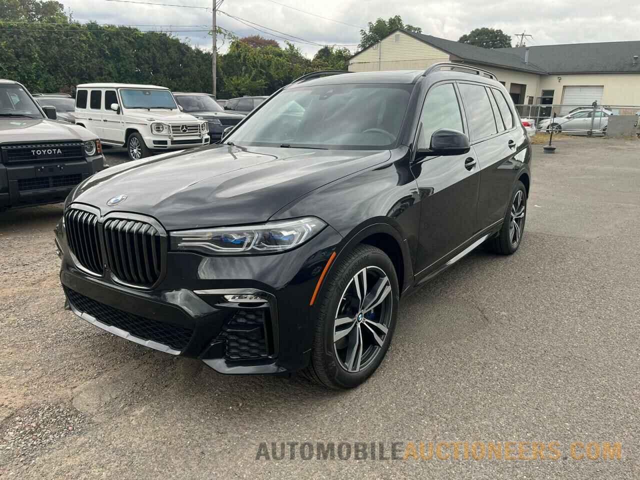 5UXCX6C09M9F71013 BMW X7 2021