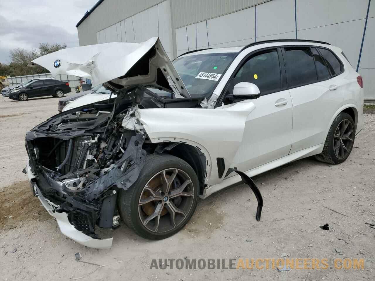 5UXJU2C57KLB15547 BMW X5 2019