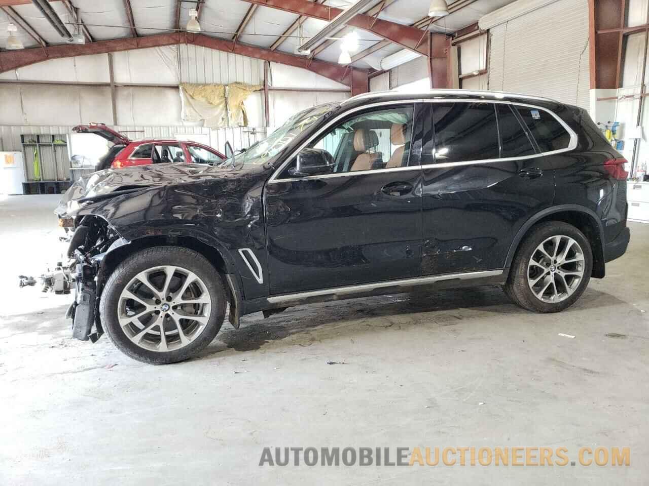 5UXJU2C57KLN66040 BMW X5 2019