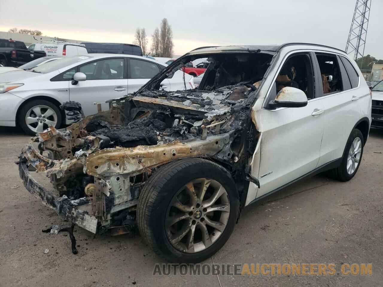 5UXKR0C52G0U11785 BMW X5 2016