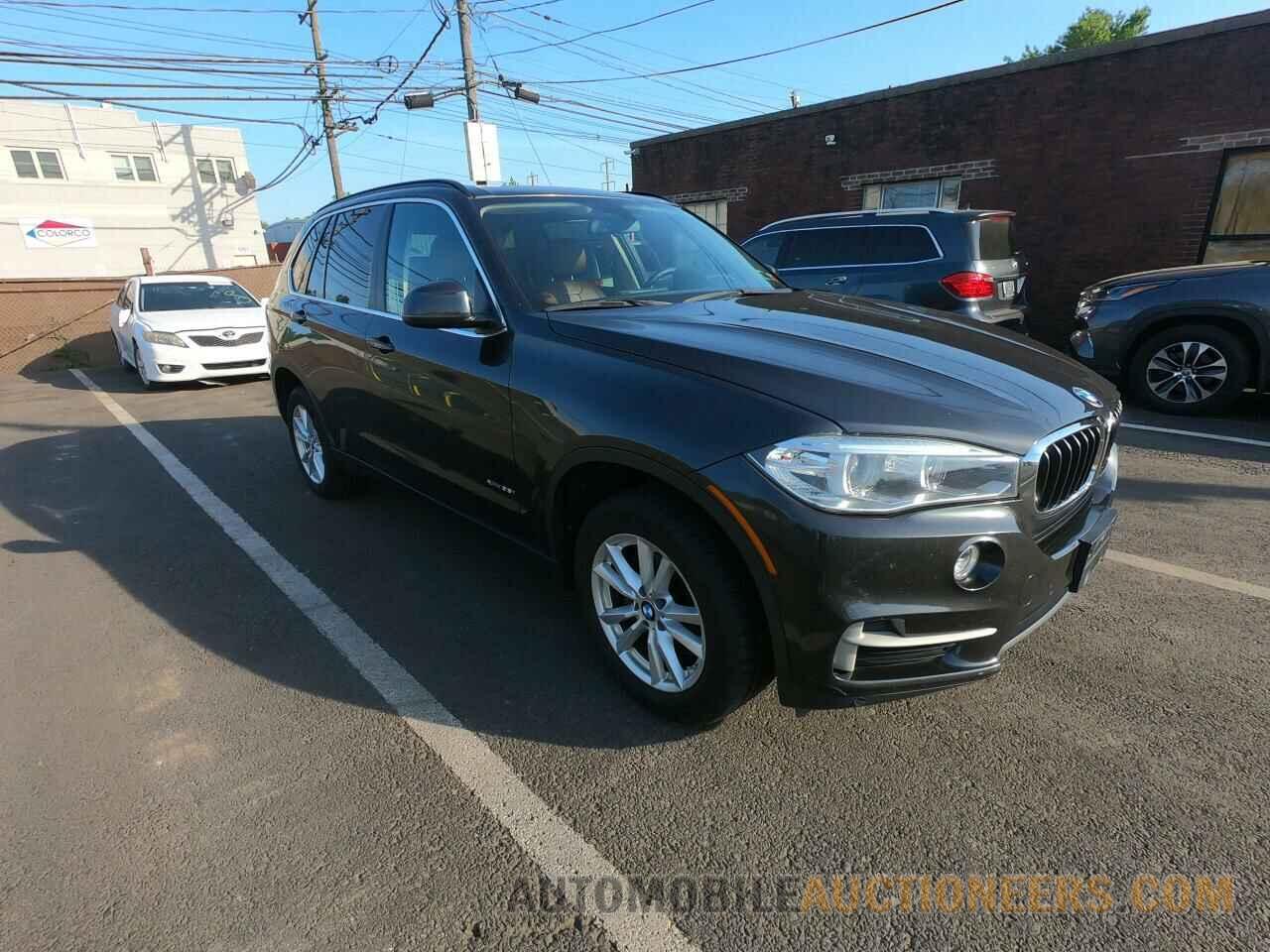 5UXKR0C55F0K52372 BMW X5 2015