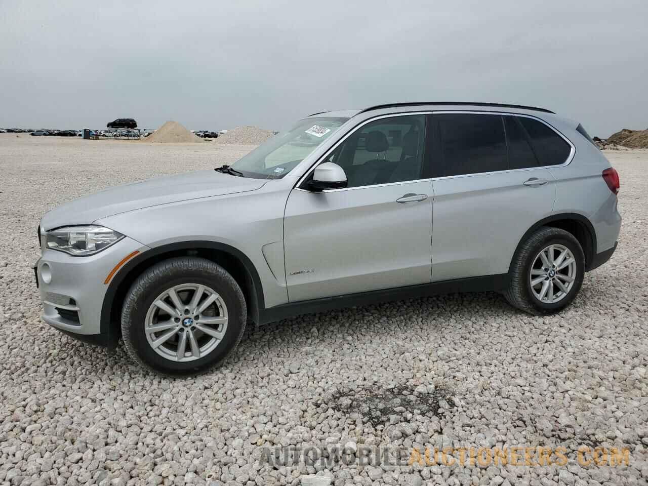 5UXKR0C56F0P18245 BMW X5 2015