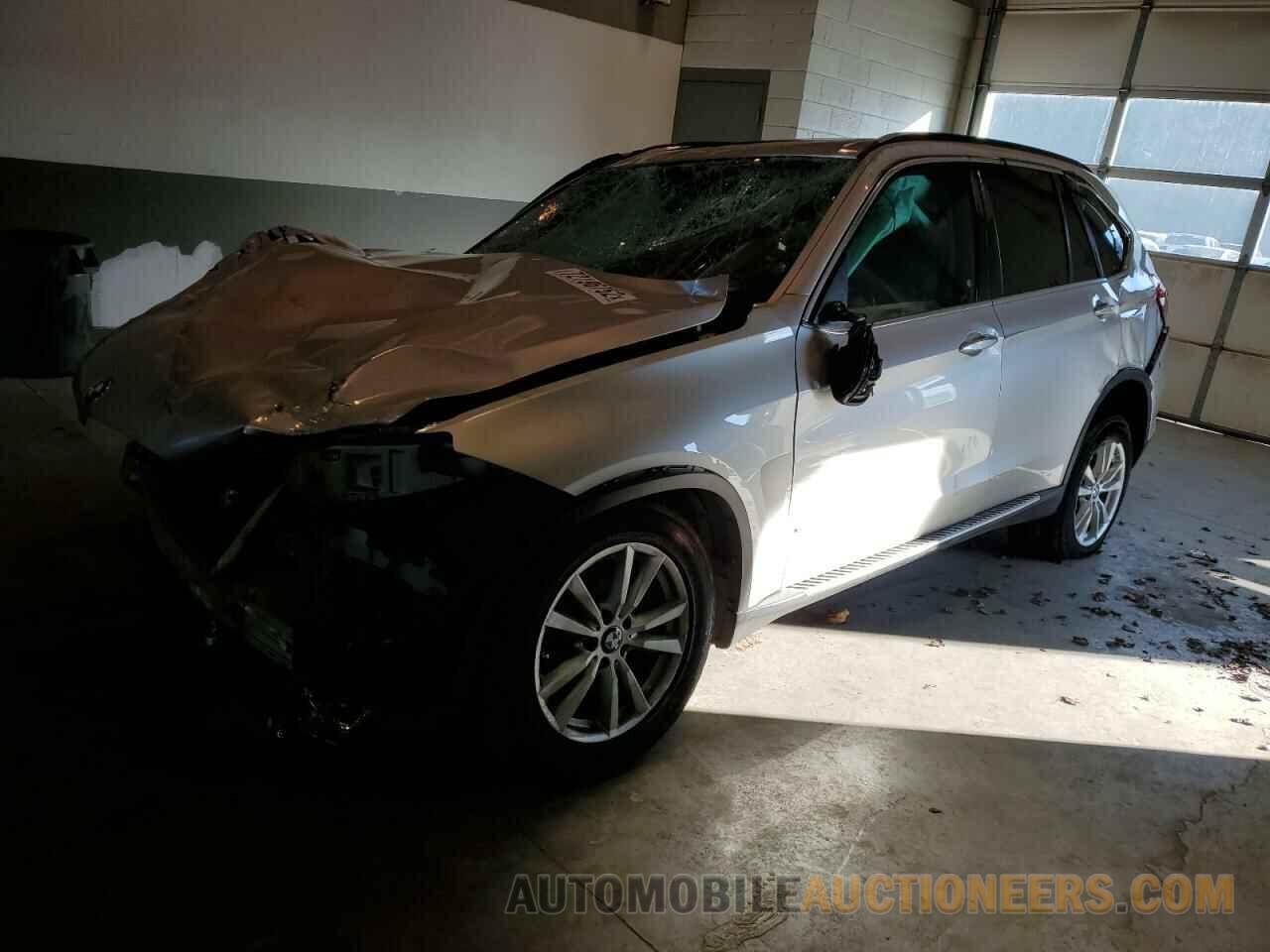 5UXKR0C58F0K61437 BMW X5 2015