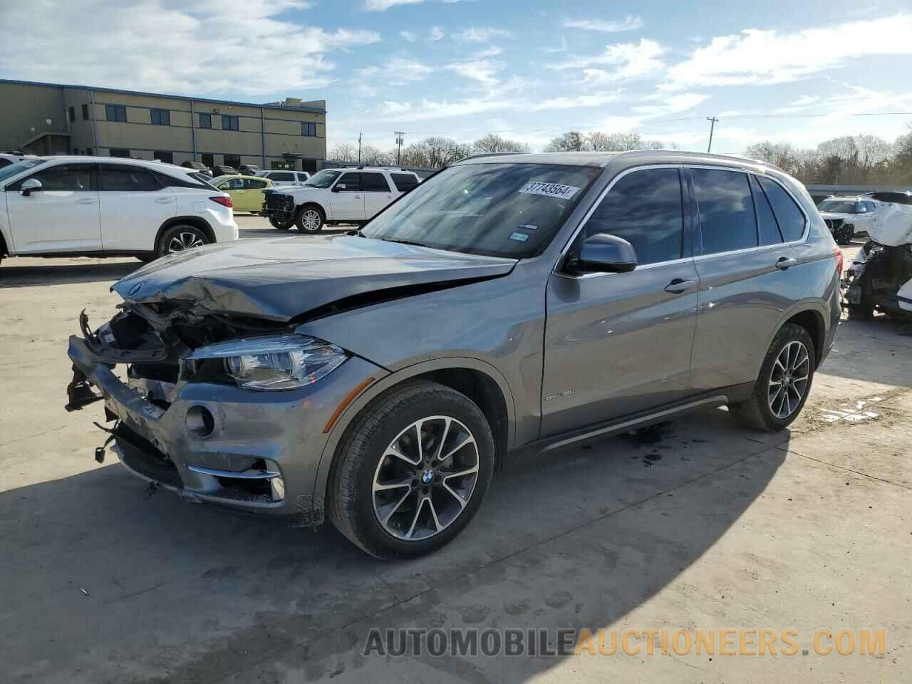 5UXKR2C36H0X03919 BMW X5 2017