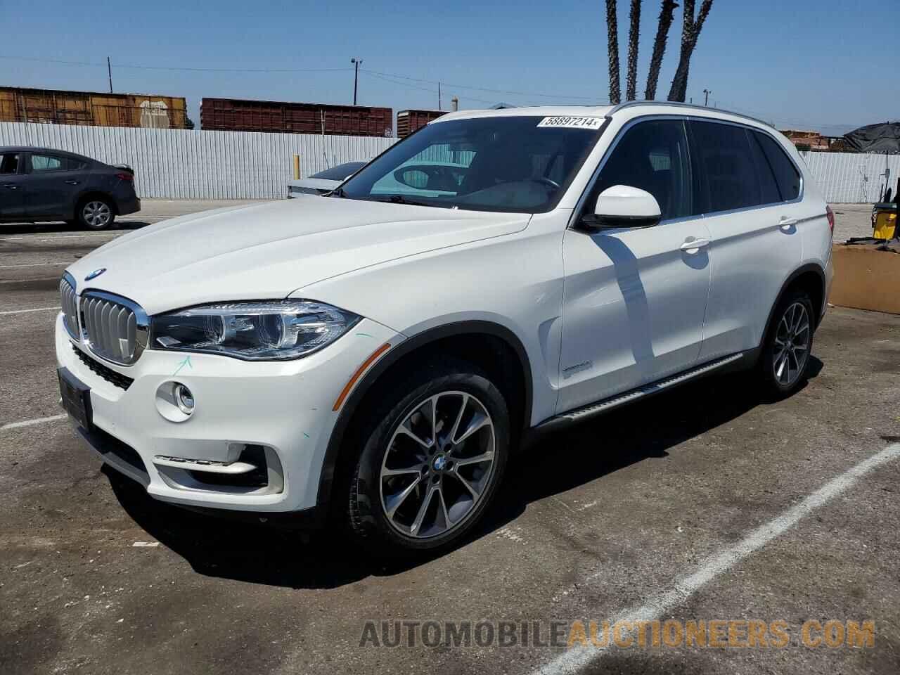 5UXKR2C37H0X06201 BMW X5 2017