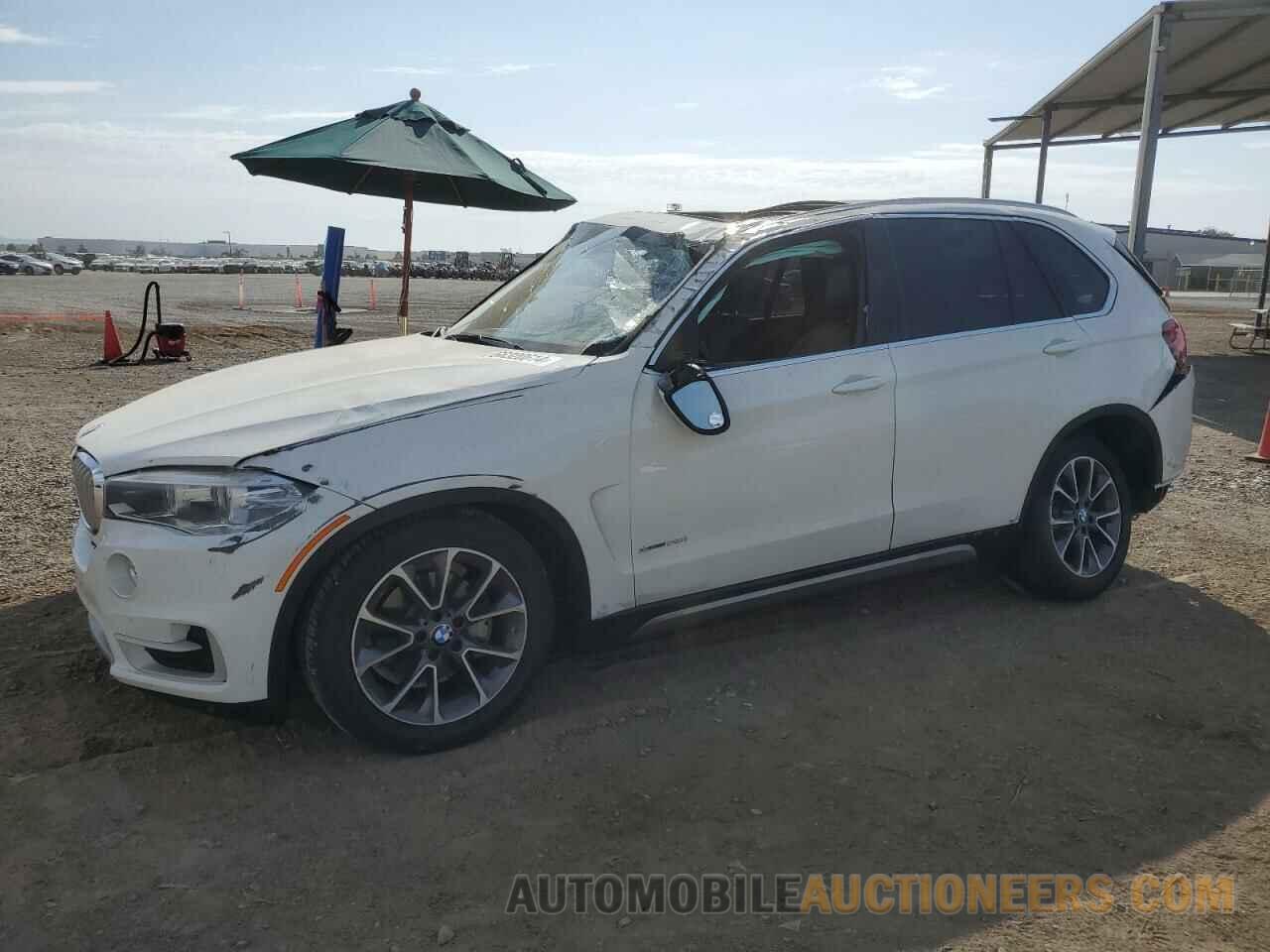 5UXKR2C50J0Z17568 BMW X5 2018