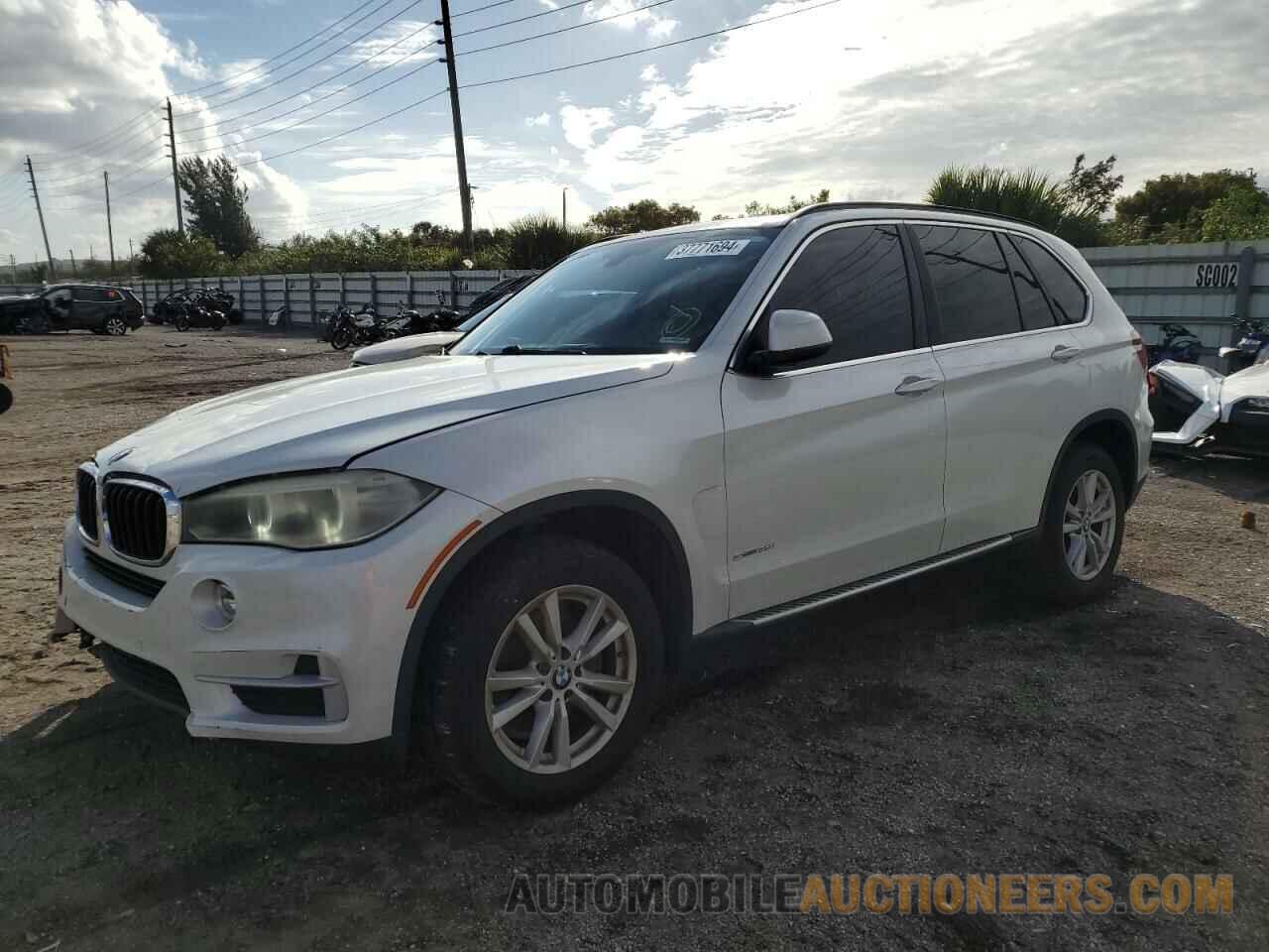 5UXKR2C52F0H38975 BMW X5 2015