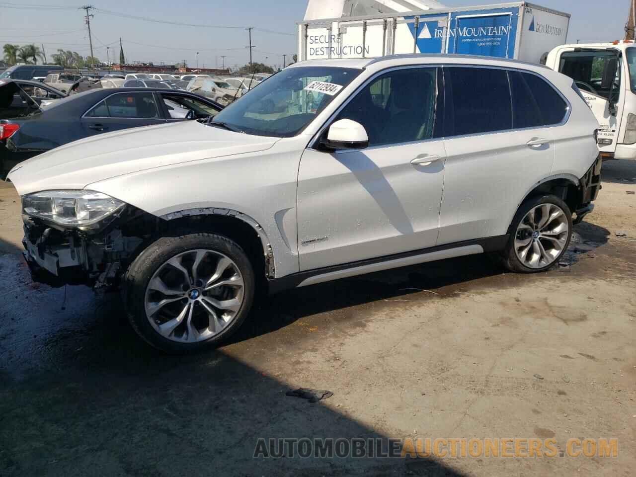 5UXKR2C52J0Z16258 BMW X5 2018