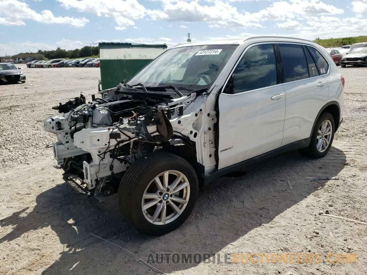 5UXKR2C53G0H41899 BMW X5 2016