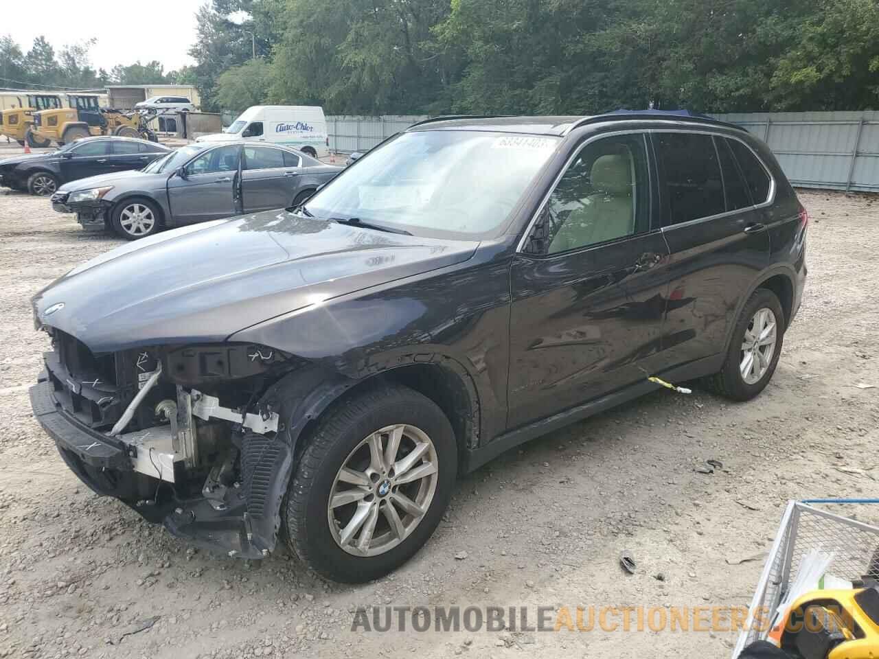 5UXKR2C55F0H40154 BMW X5 2015