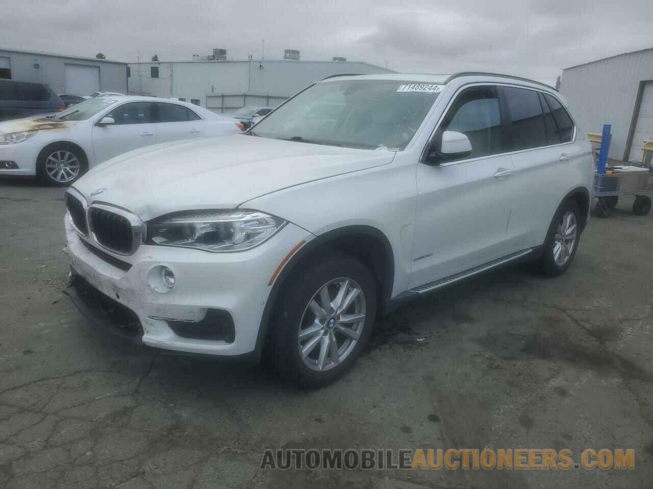 5UXKR2C58F0H37880 BMW X5 2015