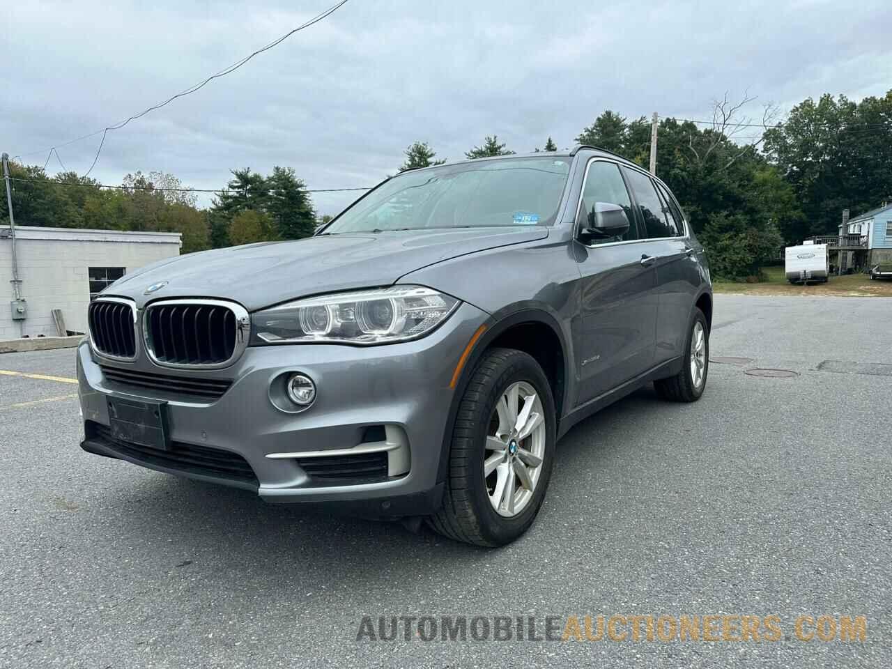 5UXKS4C53F0J98615 BMW X5 2015