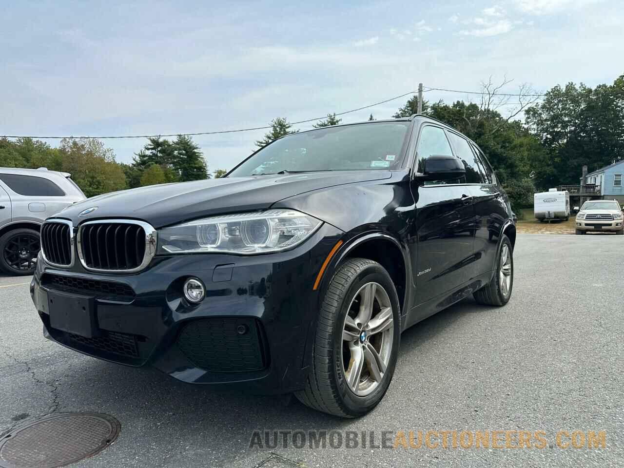 5UXKS4C54F0N08125 BMW X5 2015