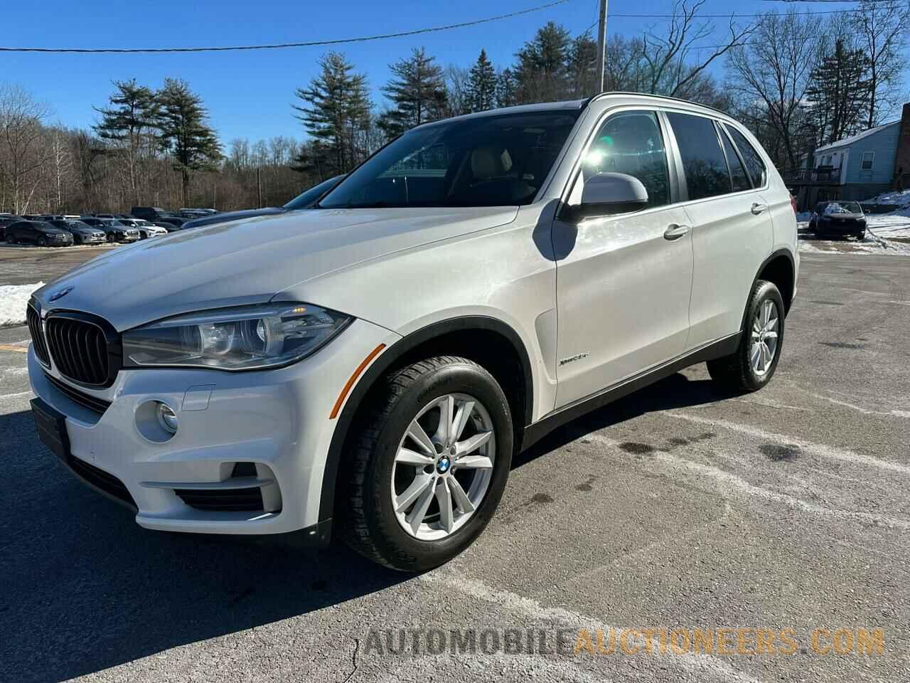 5UXKS4C54F0N12112 BMW X5 2015