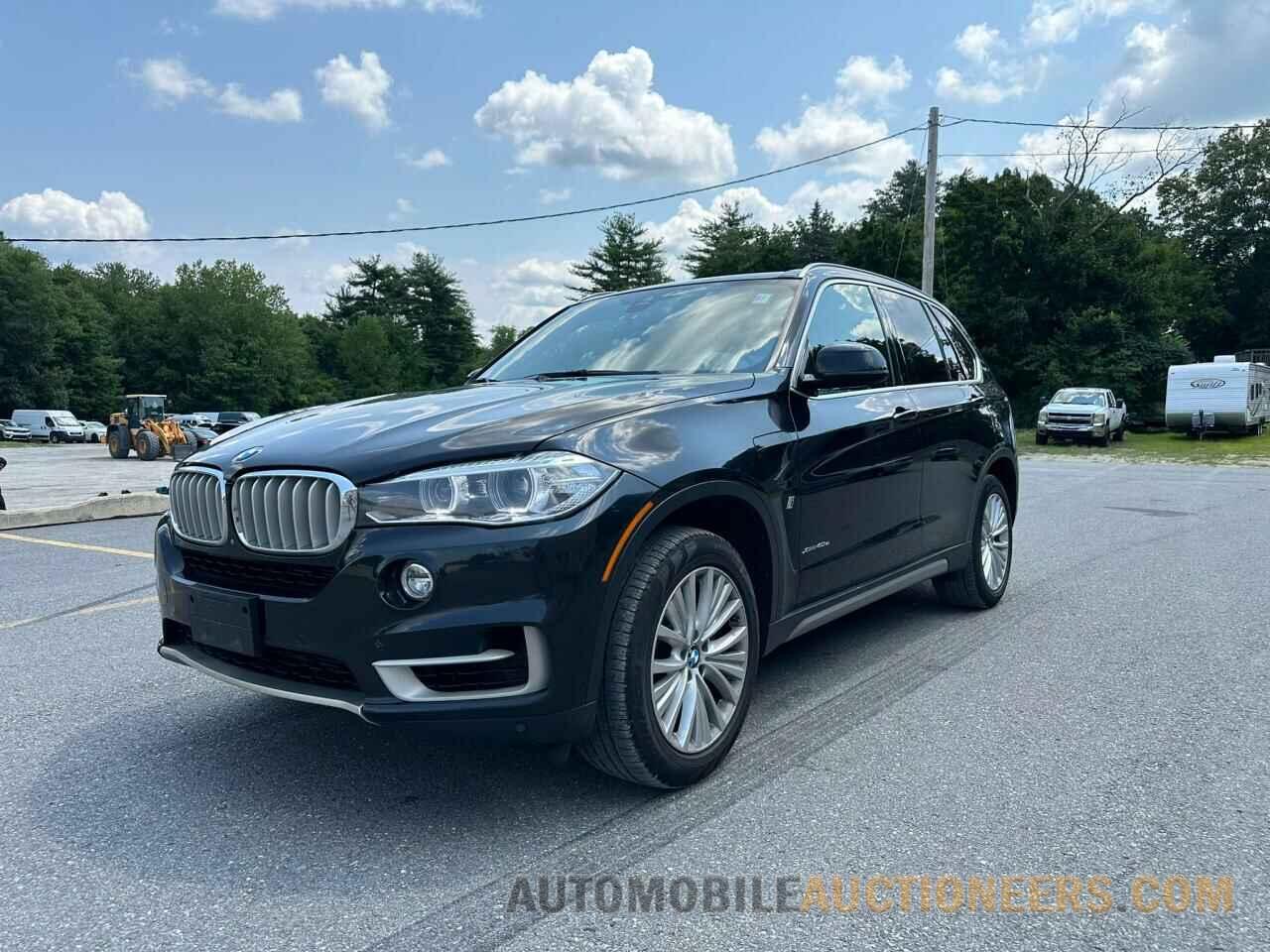 5UXKT0C36H0V95422 BMW X5 2017