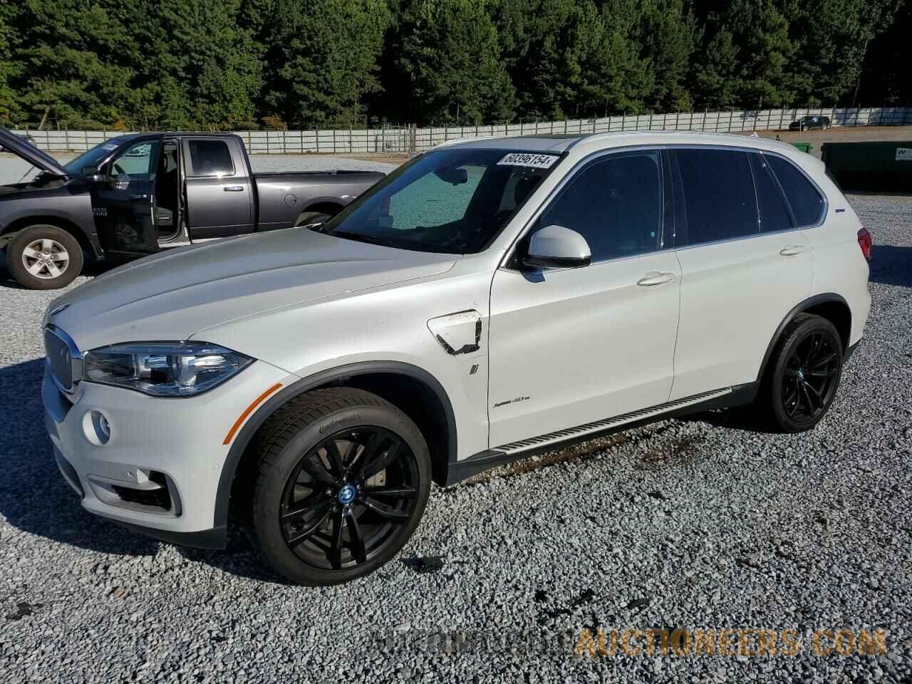 5UXKT0C51J0W01215 BMW X5 2018