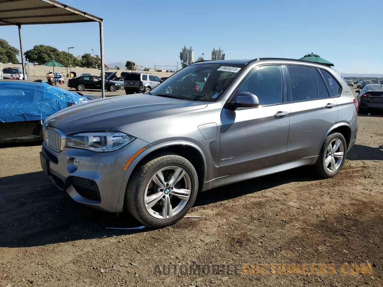 5UXKT0C5XJ0W00323 BMW X5 2018