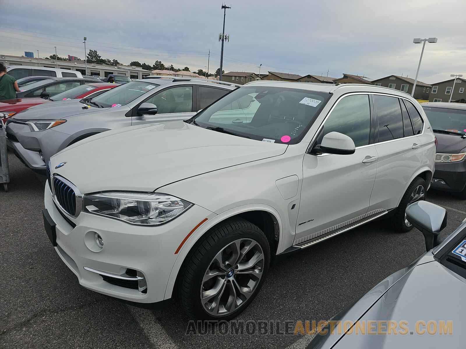 5UXKT0C5XJ0W00659 BMW X5 2018