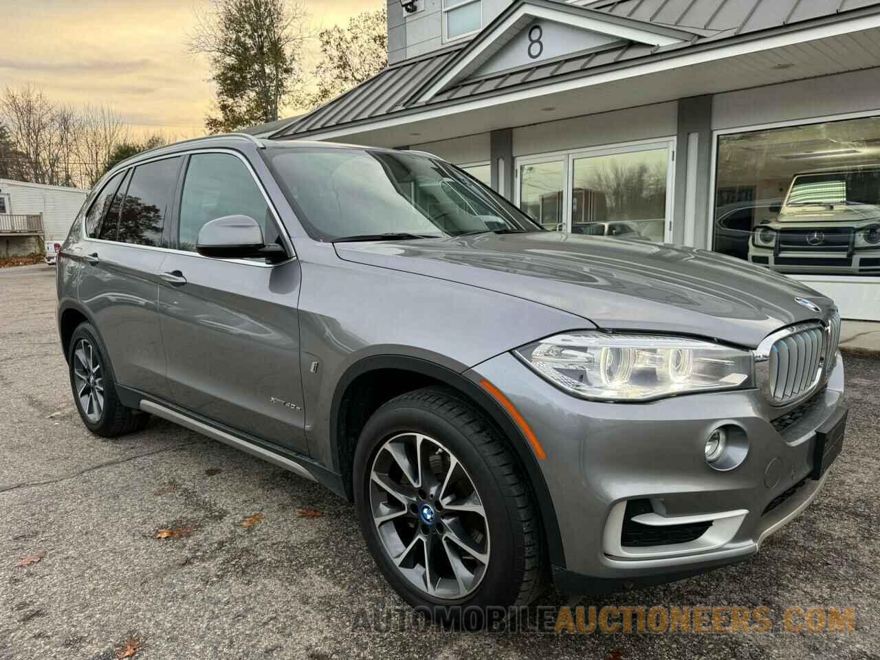 5UXKT0C5XJ0W01018 BMW X5 2018