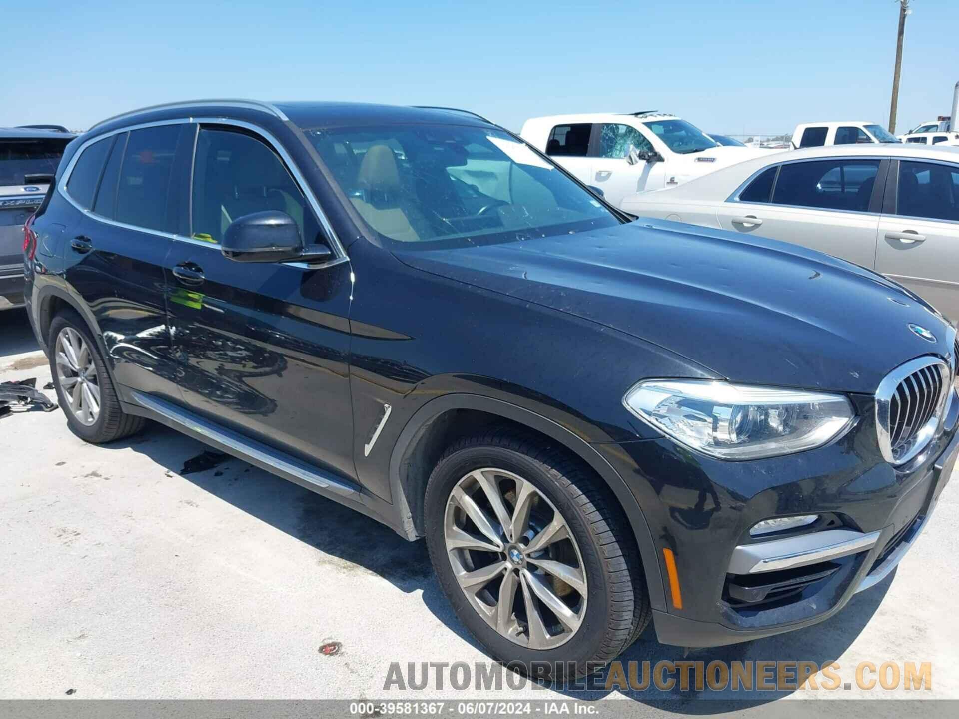 5UXTR7C56KLF31239 BMW X3 2019