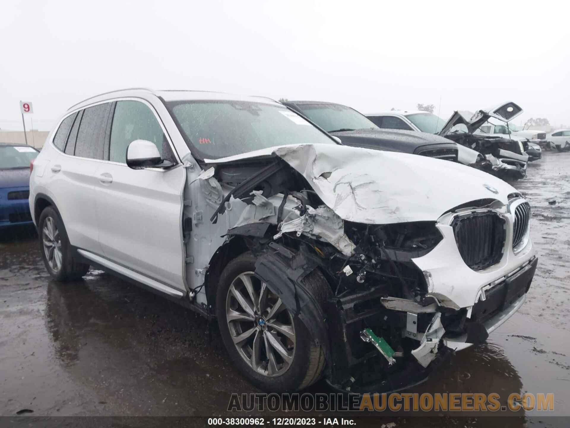 5UXTR7C57KLE96114 BMW X3 2019