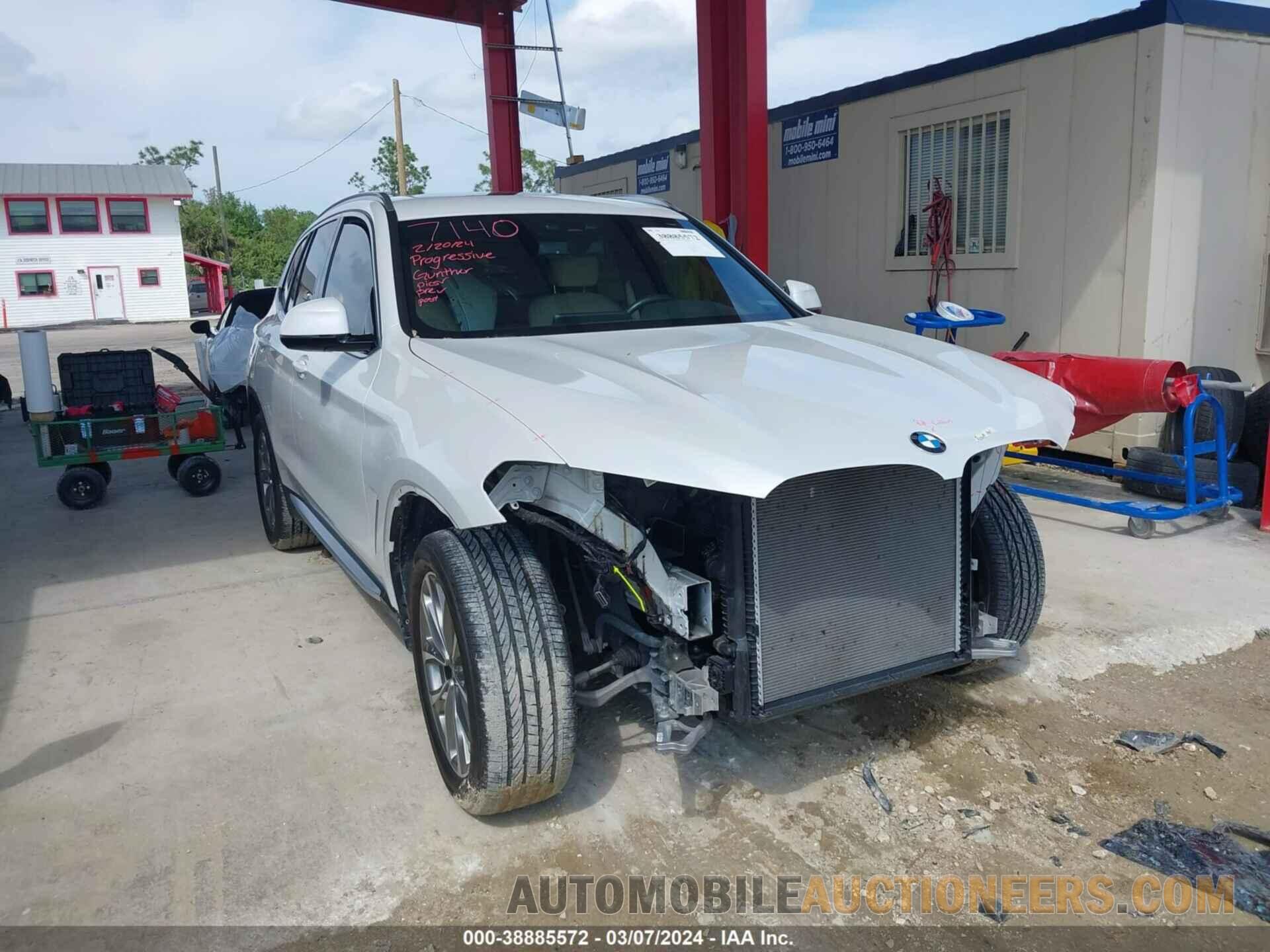 5UXTR7C57KLF27152 BMW X3 2019