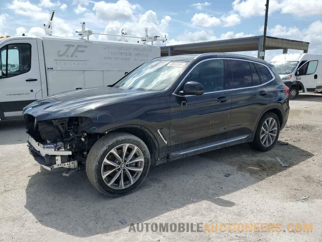 5UXTR7C57KLF37003 BMW X3 2019