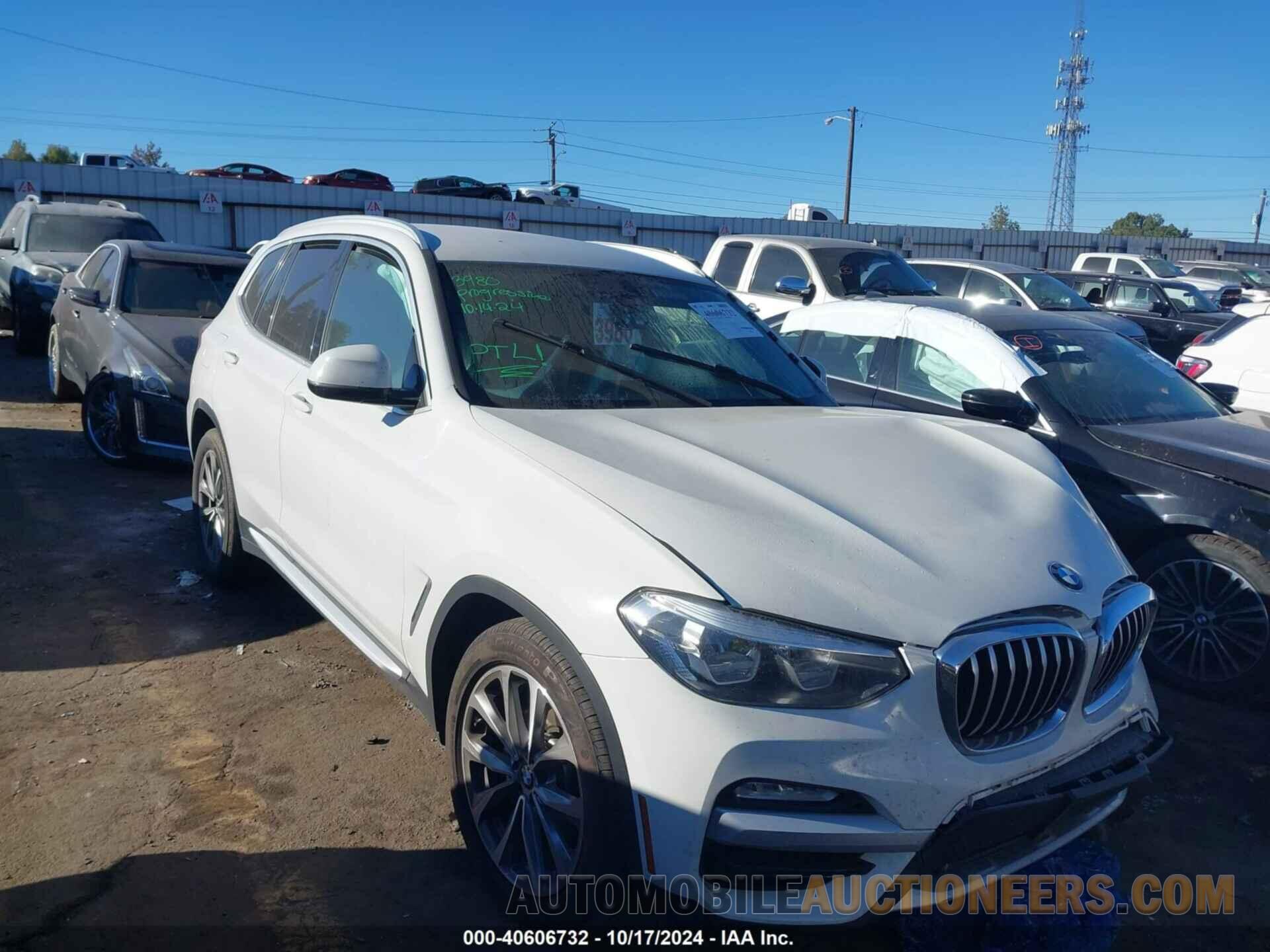 5UXTR7C57KLR49743 BMW X3 2019