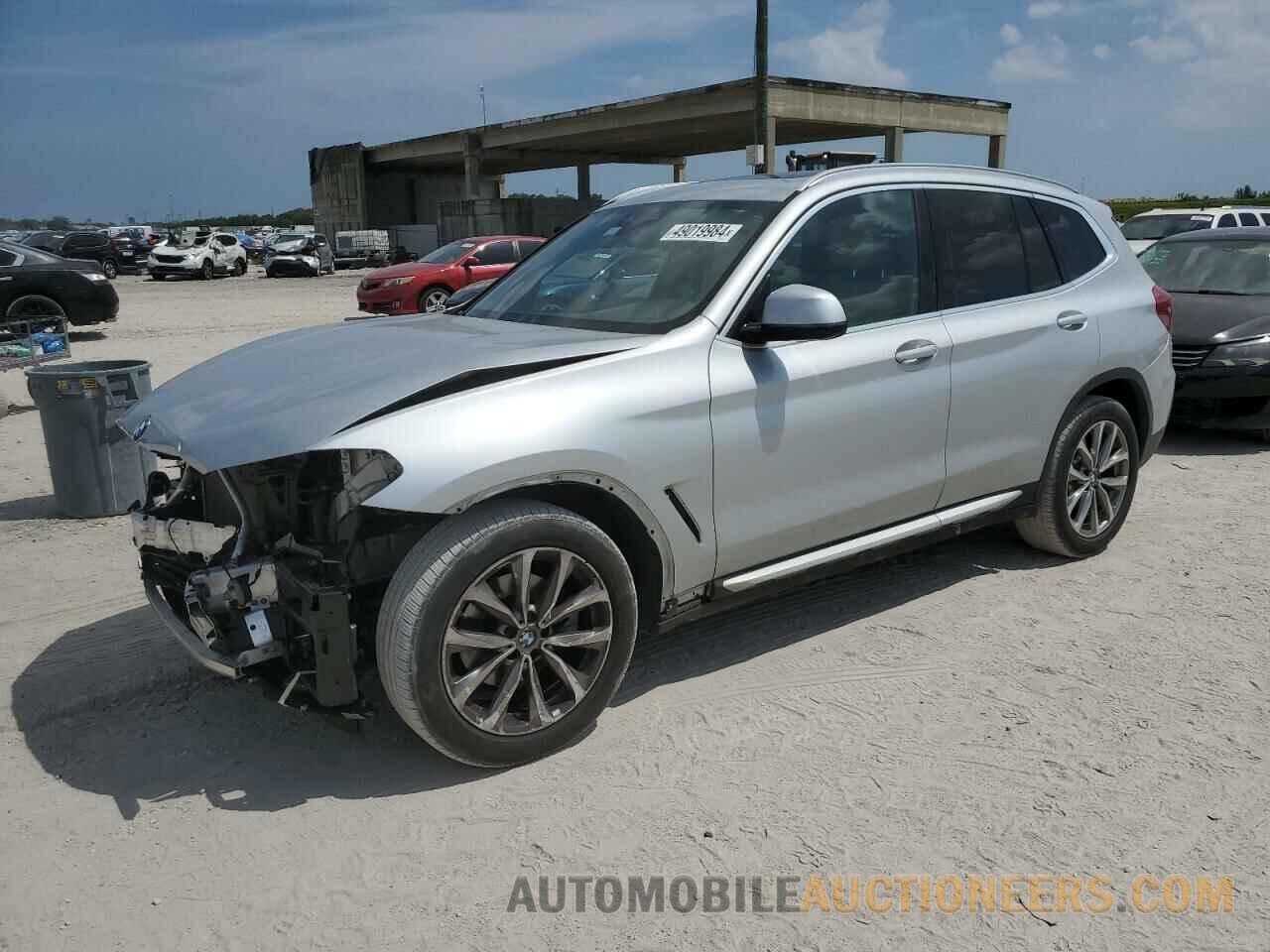 5UXTR7C59KLF26097 BMW X3 2019