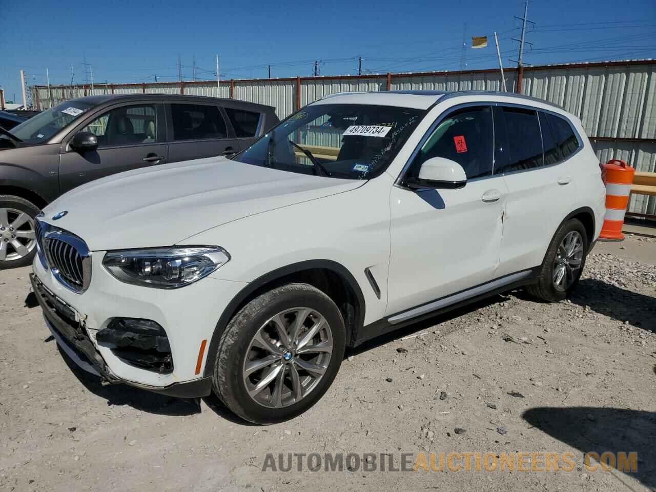 5UXTR7C59KLF31574 BMW X3 2019