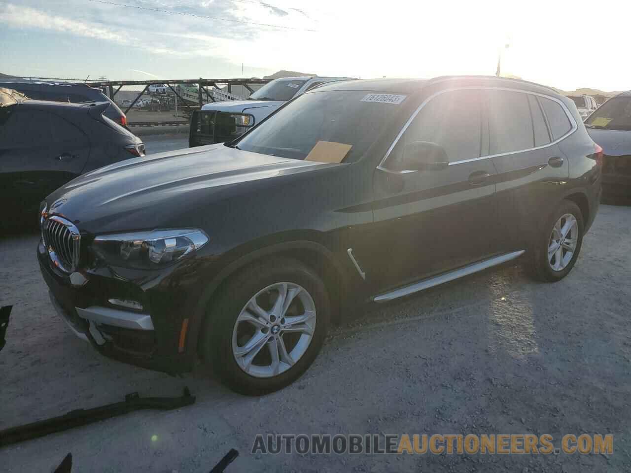 5UXTR7C59KLR52000 BMW X3 2019