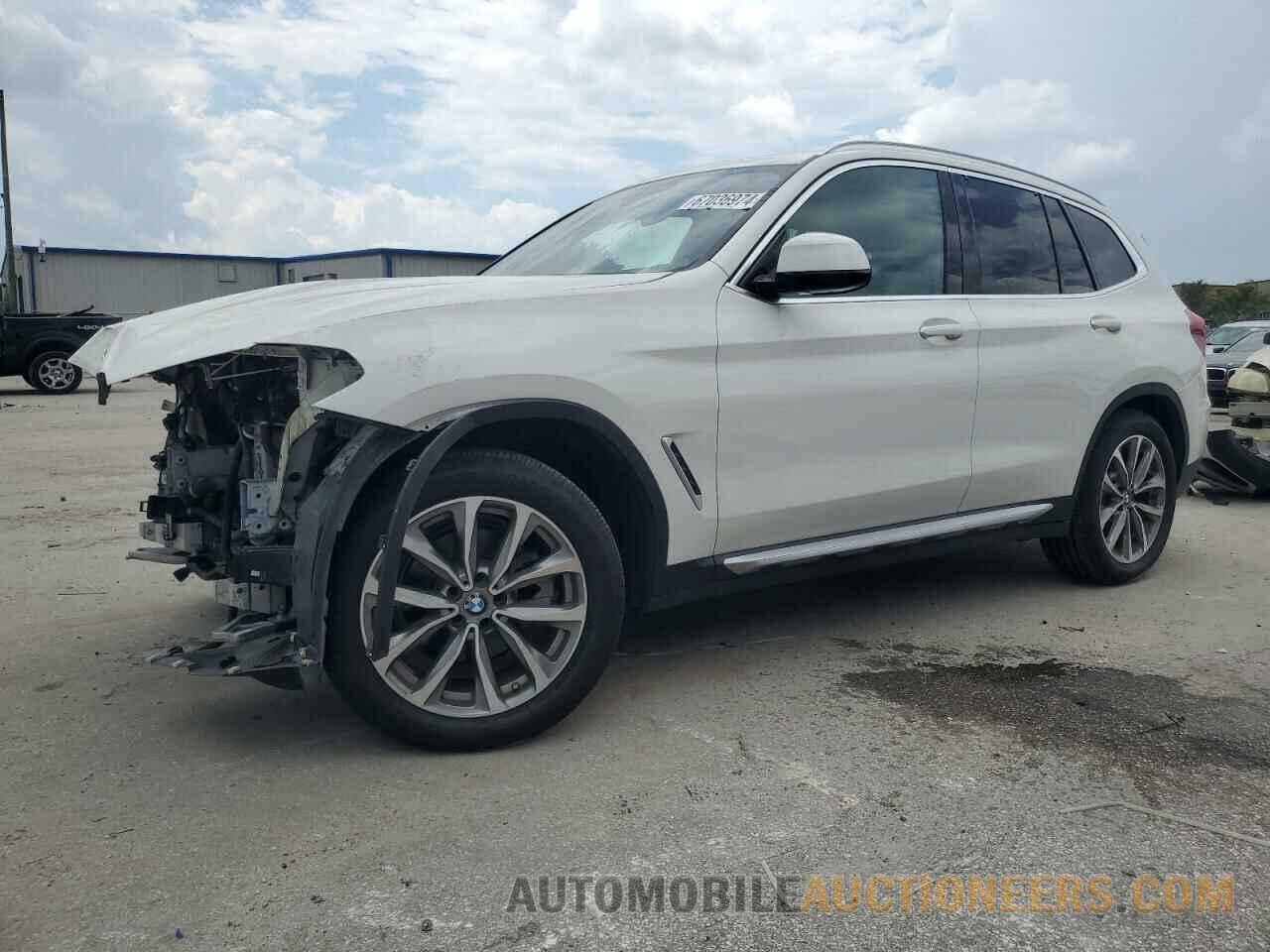 5UXTR7C5XKLF30496 BMW X3 2019