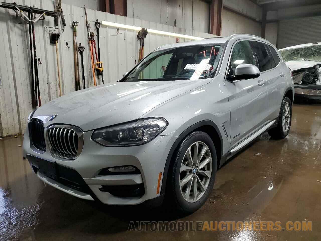 5UXTR9C50JLC73021 BMW X3 2018