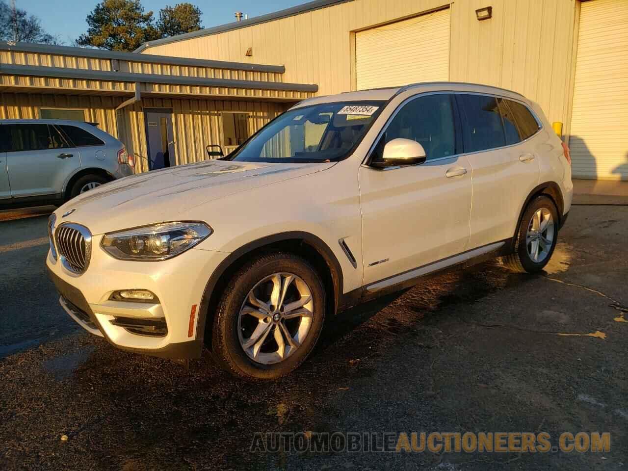 5UXTR9C50JLC75674 BMW X3 2018